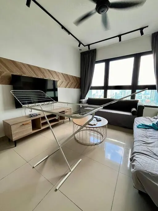 Apartment Klccpavtrxvelo, Mrtlrt, 13Pax, 4R2B, Klccpavtrxvelocity X Mrtlrt X 13Pax X 4R2B X Free 4Cpark Kuala Lumpur Malaysia