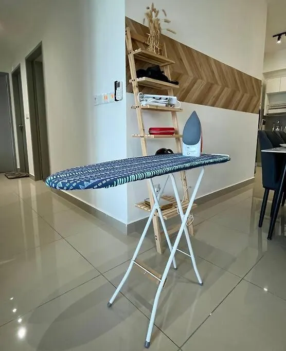 Apartment Klccpavtrxvelo, Mrtlrt, 13Pax, 4R2B, Klccpavtrxvelocity X Mrtlrt X 13Pax X 4R2B X Free 4Cpark Kuala Lumpur